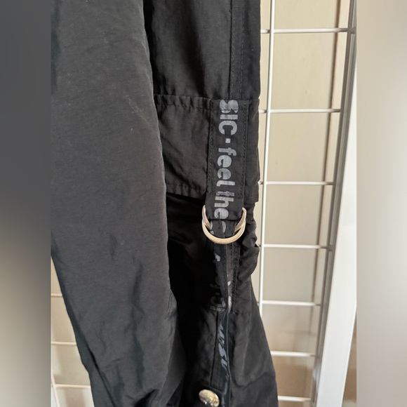 ZUMBA CARGO PANTS DANCE FITNESS Converts to Capri Large - Picture 8 of 11